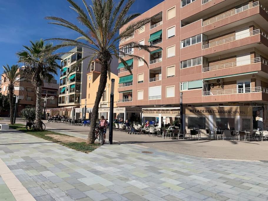 Modern Apartment Near Beach La Mata  Exteriér fotografie